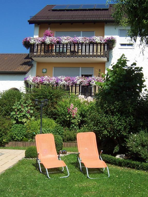 Apartamento Haus Rossner Nemmersdorf Exterior foto